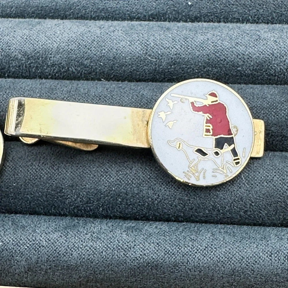 Vintage Swank‎ Gold Tone Enamel Cufflinks Tie Clip Duck Hunting Hunter Dog Birds